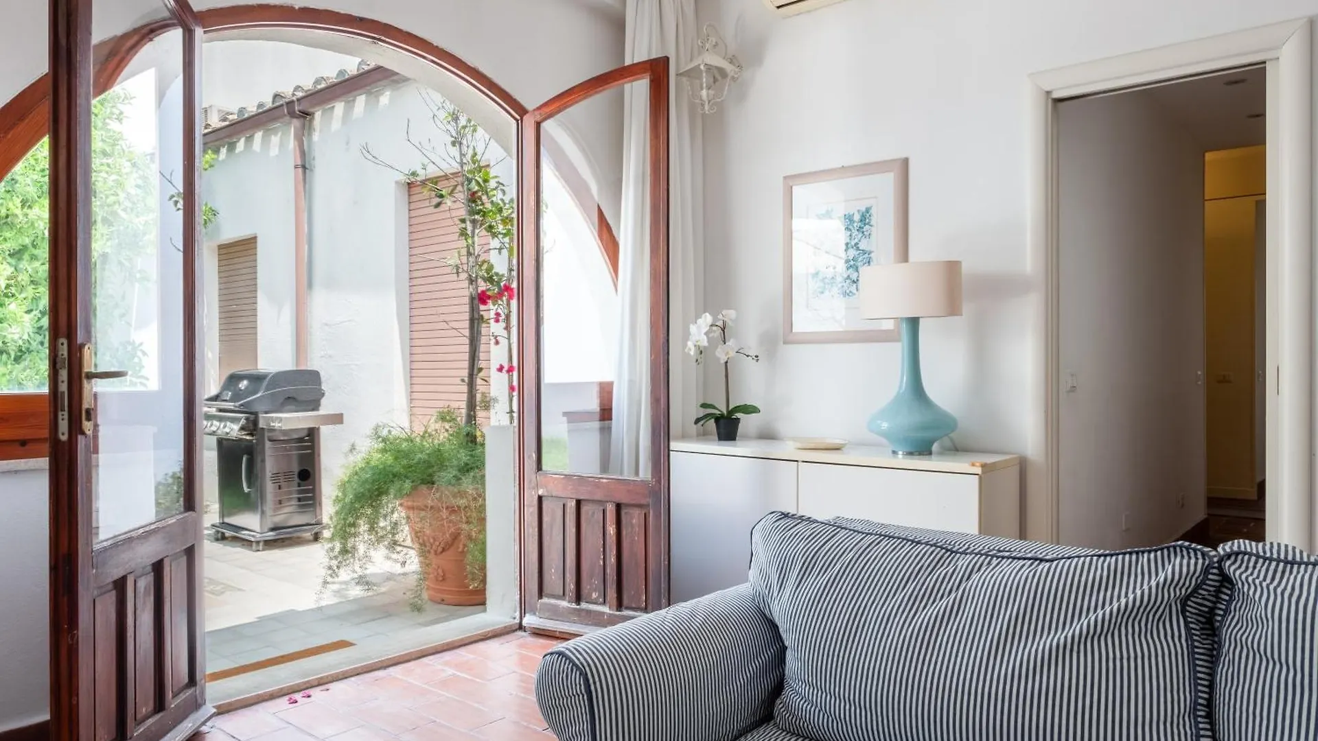 Charming House Con Giardino - 10' Da Cagliari E Poetto Apartamento Quartu SantʼElena Itália